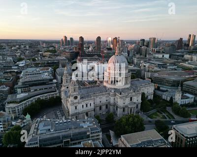 St Paul's Cathedral London Drohne Luftaufnahme Sonnenuntergang Stockfoto