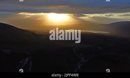 Luftaufnahme von Glenmore Forest Park und Loch Morlich im Cairngorms National Park Scottish Highlands Scotland UK Stockfoto