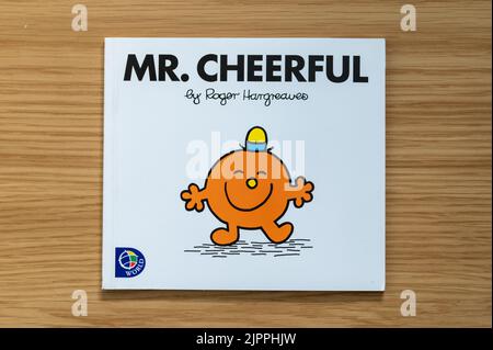 CHESTER, VEREINIGTES KÖNIGREICH - JULI 31. 2022: Mr Cheer, Titelbild der Mr Men-Buchreihe Stockfoto