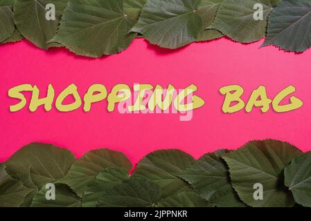 Textunterschrift mit einem Warenkorb, Konzept, das Container für den Transport von persönlichem Besitz oder Einkäufe bedeutet wichtige Informationen auf Pape geschrieben Stockfoto