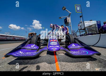 Madison, IL, USA. 19. August 2022. TAKUMA SATO (51) aus Tokio, Japan, bereitet sich auf das Training für die Bommito Automotive Group 500 auf dem World Wide Technology Raceway in Madison, IL, vor. (Bild: © Walter G. Arce Sr./ZUMA Press Wire) Bild: ZUMA Press, Inc./Alamy Live News Stockfoto