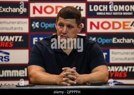 Wigan, Großbritannien. 19. August 2022. *** Matt Peet Wigan ist Cheftrainer beim Super League-Spiel zwischen Wigan und Toulouse im DW Stadium, Wigan, England, am 19. August 2022. Foto von Simon Hall. Nur zur redaktionellen Verwendung, Lizenz für kommerzielle Nutzung erforderlich. Keine Verwendung bei Wetten, Spielen oder Veröffentlichungen einzelner Clubs/Vereine/Spieler. Kredit: UK Sports Pics Ltd/Alamy Live Nachrichten Stockfoto