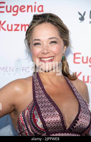 Serah Henesey nimmt an der Veröffentlichung der Playboy App Teil und feiert Eugenia Kuzmina im Godfrey Hotel Hollywood, Hollywood, CA am 18. August 2022 Quelle: Eugene Powers/Alamy Live News Stockfoto