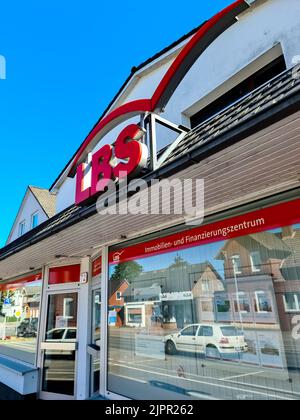Kiel, Germany - 20. August 2022: The logo of the real estate company LBS at an office in Germany Stockfoto