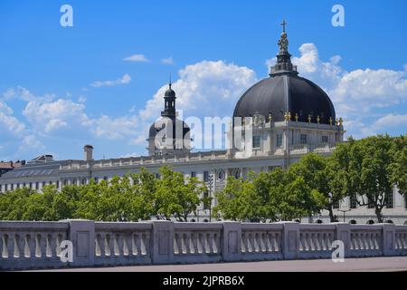 Die majestätische Bar Le Dome im Hotel-Dieu Intercontinental, Lyon FR Stockfoto