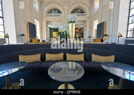 Die majestätische Bar Le Dome im Hotel-Dieu Intercontinental, Lyon FR Stockfoto