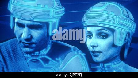 JEFF BRIDGES und CINDY MORGAN in TRON (1982), Regie Steven LISBERGER. Kredit: DISNEY / Album Stockfoto