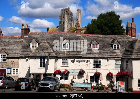 The Greyhound Inn, Corfe Castle Village in Purbeck, East Dorset, Großbritannien Stockfoto