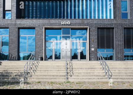 Berlin, 29. Juli 2022, Eingangsbereich der Wolt-Zentrale in der Stralauer Allee. Stockfoto