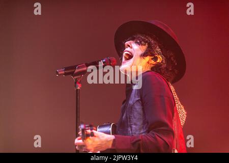 (C) Denis TRASFI/MAXPPP - à Salle Pleyel de Paris le 05-06-2022 - Concert de LP (Laura Pergolizzi) Stockfoto