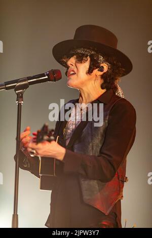 (C) Denis TRASFI/MAXPPP - à Salle Pleyel de Paris le 05-06-2022 - Concert de LP (Laura Pergolizzi) Stockfoto