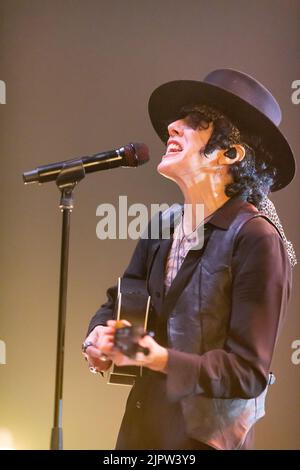 (C) Denis TRASFI/MAXPPP - à Salle Pleyel de Paris le 05-06-2022 - Concert de LP (Laura Pergolizzi) Stockfoto