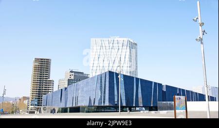 Blaues Gebäude oder Museum der Naturwissenschaften im Forum von Barcelona, Katalonien, Spanien, Europa Stockfoto
