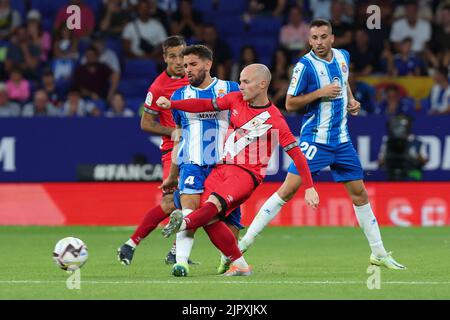 ISI Palazon von Rayo Vallecano in Aktion während des La Liga-Spiels zwischen RCD Espanyol und Rayo Vallecano im RCDE-Stadion in Barcelona, Spanien. Stockfoto