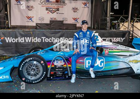 Madison, IL, USA. 20. August 2022. JOSEF NEWGARDEN (2) aus Nashville, Tennessee, gewinnt die Bommito Automotive Group 500 auf dem World Wide Technology Raceway in Madison, IL, USA. (Bild: © Walter G. Arce Sr./ZUMA Press Wire) Bild: ZUMA Press, Inc./Alamy Live News Stockfoto