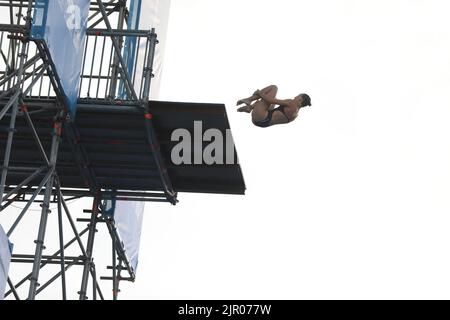 Rom, Latium, Italien. 19. August 2022. Am Foro Italico in Rom, Tag 9 der Aquatikeuropameisterschaft. In diesem Bild: High Diving Woman, Elisa Cosetti (Bild: © Paolo Pizzi/Pacific Press via ZUMA Press Wire) Stockfoto