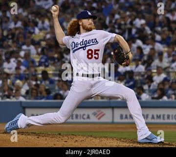 Los Angeles Dodgers Startkannen Dustin Mai Winde bis zu liefern während der fünften Inning gegen die Miami Marlins im Dodger Stadium in Los Angeles am Samstag, 20. August 2022. May kehrte von Tommy John Surgery zurück, um seinen ersten großen Ligastart in 15 und 1/2 Monaten zu machen. May überlebte ein felsiges 26-Seillängen-First Inning, um die Miami Marlins bei einem Treffer und neun Ausfällen in fünf Shutout-Innings eines 7-0-Sieges zu leeren. Foto von Jim Ruymen/UPI Stockfoto