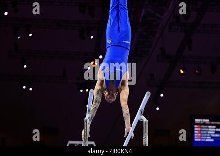 München, Deutschland. 20. August 2022. Bartolini Nicola in Aktion beim Finale der künstlerischen Gymnastik des European Champhonsh München 2022 im Olympiastadion, München, Baviera, Deutschland, 20/08/22 Quelle: Independent Photo Agency/Alamy Live News Stockfoto