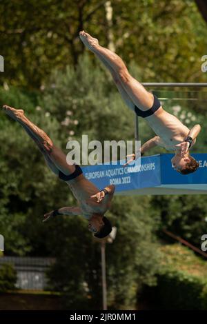 Rom, Rom, Italien. 19. August 2022. Final syncro Plattform Männer, letzte 3m Frauen, letzte Frauen 21m Hochtauchgänge. (Bild: © Gabriele Pallai/Pacific Press via ZUMA Press Wire) Stockfoto