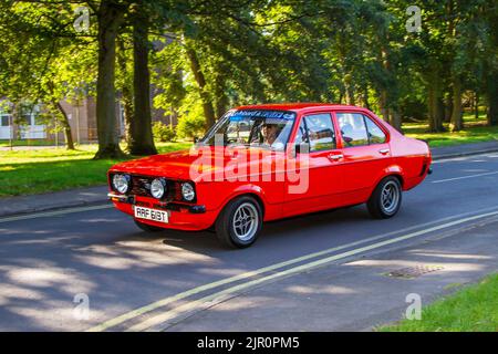 Der rote FORD der 1979 70s 70er Jahre BEGLEITET 1298cc Benzinroadster, Vintage-Motoren und Fahrzeuge auf dem Lytham Hall Summer Classic Car & Show, einem Classic Vintage Collectible Transport Festival, Blackpool, Großbritannien, 13. Stockfoto