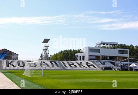 Kovalivka, Ukraine - 2. September 2020: Fußballstadion Kolos im Dorf Kovalivka, Oblast Kiew. Das Gaststadion des Fußballvereins FC Kolos Kovalivka. Kapazität 5000 Sitzplätze für Zuschauer Stockfoto