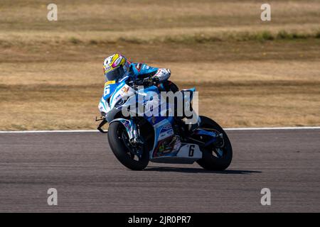 Craig Neve #6 CN Racing BMW Pirelli Superstock National Championship Thruxton 2022 Stockfoto