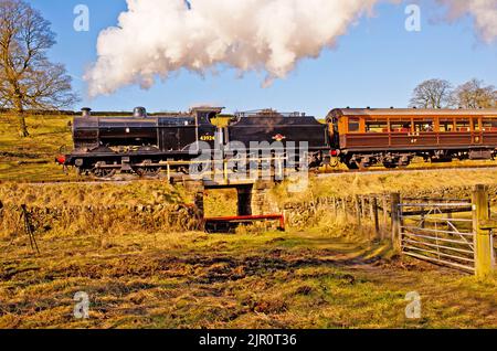 4F Nr. 43924 in Oxenhope auf der Keighley and Worth Valley Railway, Yorkshire, England Stockfoto