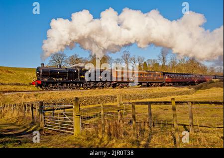 4F Nr. 43924 in Oxenhope auf der Keighley and Worth Valley Railway, Yorkshire, England Stockfoto