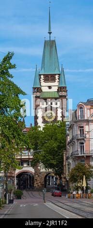 Martinstor oder St. Martin´s Tor in Freiburg im Breisgau ist eine historische Attraktion. Baden Württemberg, Deutschland, Europa Stockfoto