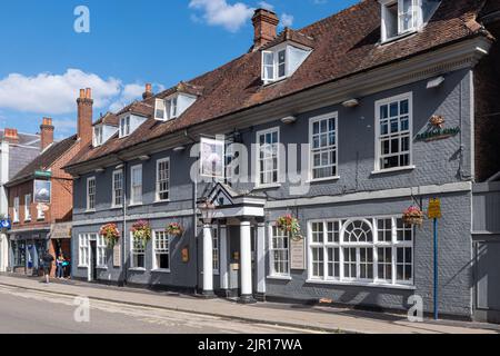 The Swan Hotel, Greene King Inn an der Alton High Street, Hampshire, England, Großbritannien Stockfoto