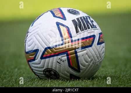 Leeds, Großbritannien. 21. August 2022. Der offizielle Nike Spielball der Premier League 2022 in Leeds, Großbritannien am 8/21/2022. (Foto von James Heaton/News Images/Sipa USA) Quelle: SIPA USA/Alamy Live News Stockfoto