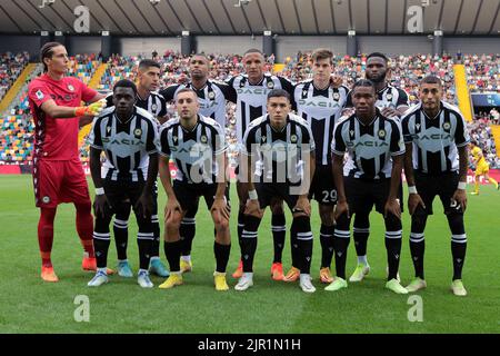 Foto Andrea Bressanutti/LaPresse - 20 agosto 2022 Udine, Italia - Sport, Calcio - Udinese vs Salernitana - Campionato italiano di calcio Serie A Tim 2022/2023 - Stadio Friuli. Nella foto: formazione udinese Photo Andrea Bressanutti/LaPresse - 20. August 2022 Udine, Italien - Sport, Fußball - Udinese vs Salernitana - Italienische Serie A Fußballmeisterschaft 2022/2023 - Friaul-Stadion. Im Bild: udinese Team Stockfoto