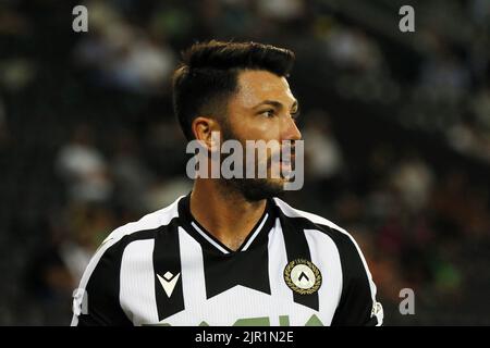 Foto Andrea Bressanutti/LaPresse - 20 agosto 2022 Udine, Italia - Sport, Calcio - Udinese vs Salernitana - Campionato italiano di calcio Serie A Tim 2022/2023 - Stadio Friuli. Nella foto: Tolgay arsaln Foto Andrea Bressanutti/LaPresse - 20. August 2022 Udine, Italien - Sport, Fußball - Udinese vs Salernitana - Italienische Serie A Fußballmeisterschaft 2022/2023 - Friaul-Stadion. Im Bild: Tolgay arsaln Stockfoto