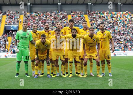 Foto Andrea Bressanutti/LaPresse - 20 agosto 2022 Udine, Italia - Sport, Calcio - Udinese vs Salernitana - Campionato italiano di calcio Serie A Tim 2022/2023 - Stadio Friuli. Nella foto: formazione salernitana Foto Andrea Bressanutti/LaPresse - 20. August 2022 Udine, Italien - Sport, Fußball - Udinese vs Salernitana - Italienische Serie A Fußballmeisterschaft 2022/2023 - Friaul-Stadion. Im Bild: salernitana Team Stockfoto