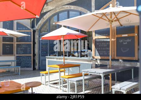 Das Kaffeehaus mit der Seilbahn, die Parade, Viking Bay Beachfront, Broadstairs, Kent, VEREINIGTES KÖNIGREICH Stockfoto