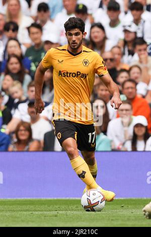 London, Großbritannien. 21. August 2022. Gonçalo Guedes von Wolverhampton Wanderers in Aktion während des Premier League-Spiels zwischen Tottenham Hotspur und Wolverhampton Wanderers am 20. August 2022 im Tottenham Hotspur Stadium, London, England. Foto von Ken Sparks. Nur zur redaktionellen Verwendung, Lizenz für kommerzielle Nutzung erforderlich. Keine Verwendung bei Wetten, Spielen oder Veröffentlichungen einzelner Clubs/Vereine/Spieler. Kredit: UK Sports Pics Ltd/Alamy Live Nachrichten Stockfoto