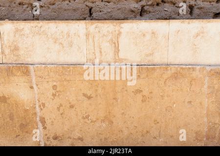 Ägypten, Saqqara, New Kingdom Grab von Horemheb, Südwand des zweiten Gerichts: Nur noch Füße. Stockfoto