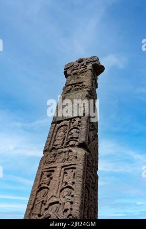 Detail Sächsische Kreuze isoliert gegen blauen Himmel in Sandbach-Heshire UK Stockfoto