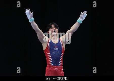 20. August 2022: Asher Hong (Cypress Academy) tritt im Senior Men's Finale bei der U.S. Gymnastics Championship 2022 an. Die Veranstaltung findet in der Amalie Arena in Tampa, FL, statt. Melissa J. Perenson/CSM Stockfoto