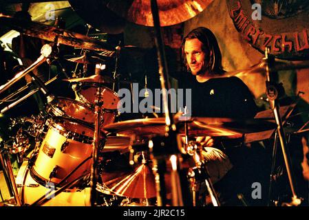 Bobby Jarzombek (geboren am 9. September 1963 in Austin, Texas) ist ein amerikanischer Heavy Metal Schlagzeuger, Bobby Jarzombek, Thrash Metal, Progressive Metal, Heavy Metal, Spastic Ink, Iced Earth, Halford, Riot, Fates Warning , Foto Kazimierz Jurewicz, live, show, Stockfoto