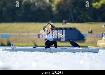 Bayern, Oberschleißheim: 21. August 2022, Kanu: Europameisterschaft, Kanadier-einer, 5000m, Frauen, Finale, Annika Loske aus Deutschland in Aktion. Foto: Ulrich Gamel/Kolbert-Press/dpa Stockfoto