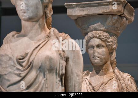 Nahansicht des Gesichts eines Karyatiden aus dem Erechtheum, im Akropolis-Museum in Athen Stockfoto