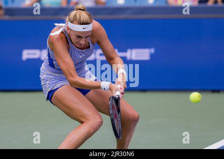 Mason, Ohio, USA. 21. August 2022. Petra Kvitova (CZE) Indianapolis ColtsThe Championship of the Western and Southern Open at the Lindner Family Tennis Center, Mason, Oh. (Bild: © Scott Stuart/ZUMA Press Wire) Stockfoto