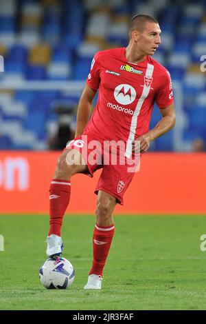 Napoli, Italien. 21. August 2022. Valentin Antov Spieler von Monza, während des Spiels der italienischen Serie A Liga zwischen Napoli gegen Monza Endergebnis, Napoli 4, Monza 0, Spiel im Diego Armando Maradona Stadion gespielt. Napoli, Italien, 21. August 2022. (Foto von Vincenzo Izzo/Sipa USA) Quelle: SIPA USA/Alamy Live News Stockfoto