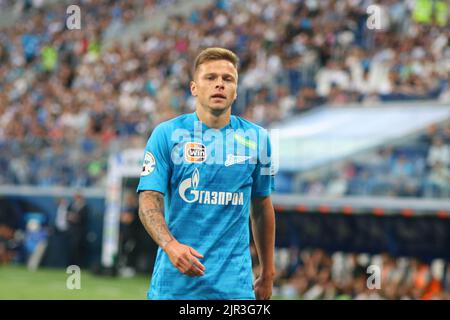 Sankt Petersburg, Russland. 21. August 2022. Danil Krugovoy (Nr. 4) von Zenit, gesehen während des Fußballspiels der russischen Premier League zwischen Zenit Sankt Petersburg und Torpedo Moskau in der Gazprom Arena. Endergebnis: Zenit 2:0 Torpedo. Kredit: SOPA Images Limited/Alamy Live Nachrichten Stockfoto