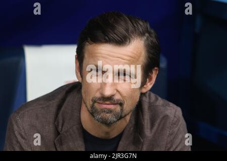 Sankt Petersburg, Russland. 21. August 2022. Sergei Semak, Cheftrainer von Zenit beim Fußballspiel der russischen Premier League zwischen Zenit Sankt Petersburg und Torpedo Moskau in der Gazprom Arena. Endergebnis: Zenit 2:0 Torpedo. Kredit: SOPA Images Limited/Alamy Live Nachrichten Stockfoto