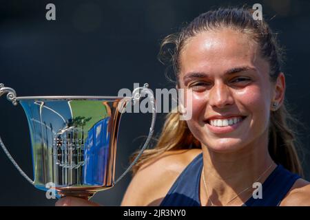 21. August 2022: 21/08/2022 - VANCOUVER, BC - 21. AUGUST : Final Match Womens Valentini Grammatikopoulou(GRE) def Lucia Bronzetti (ITA)während des neunten Tages von 2022 Odlum Brown VanOpen im Hollyburn Country Club am 21. August 2022, in West Vancouver, British Columbia, Kanada.(Foto: Clelio Tomaz/Pximages (Bild: © Clelio Tomaz/PX Imagens via ZUMA Press Wire) Stockfoto