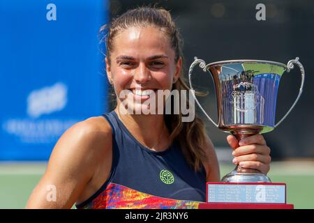 21. August 2022: 21/08/2022 - VANCOUVER, BC - 21. AUGUST : Final Match Womens Valentini Grammatikopoulou(GRE) def Lucia Bronzetti (ITA)während des neunten Tages von 2022 Odlum Brown VanOpen im Hollyburn Country Club am 21. August 2022, in West Vancouver, British Columbia, Kanada.(Foto: Clelio Tomaz/Pximages (Bild: © Clelio Tomaz/PX Imagens via ZUMA Press Wire) Stockfoto