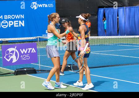 21. August 2022: 21/08/2022 - VANCOUVER, BC - 21. AUGUST : Final Match Womens Valentini Grammatikopoulou(GRE) def Lucia Bronzetti (ITA)während des neunten Tages von 2022 Odlum Brown VanOpen im Hollyburn Country Club am 21. August 2022, in West Vancouver, British Columbia, Kanada.(Foto: Clelio Tomaz/Pximages (Bild: © Clelio Tomaz/PX Imagens via ZUMA Press Wire) Stockfoto