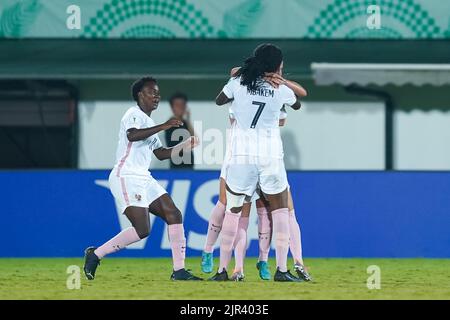 Alajuela, Costa Rica. 21. August 2022. Alajuela, Costa Rica, August 21. 2022: Megane Hoeltzel (20 Frankreich) feiert, nachdem sie beim FIFA U20 Womens World Cup Costa Rica 2022 in Alajuela, Costa Rica, das dritte Tor ihrer Mannschaft mit Teamkollegen erzielt hat. (Daniela Porcelli/SPP) Quelle: SPP Sport Press Foto. /Alamy Live News Stockfoto